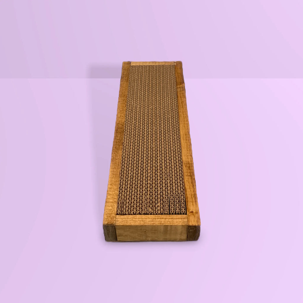 Rascador de Madera con Catnip – Pawtique