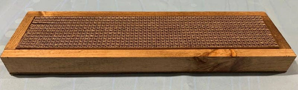 Rascador de Madera con Catnip
