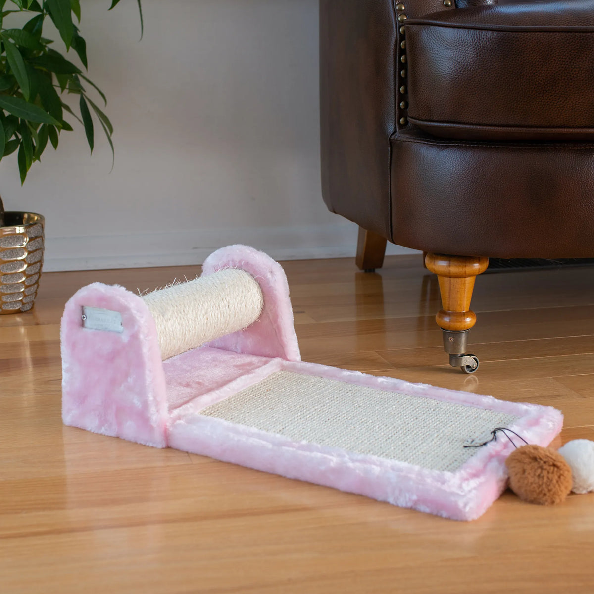 Rascador Rodante de Sisal con Peluche para Gatos