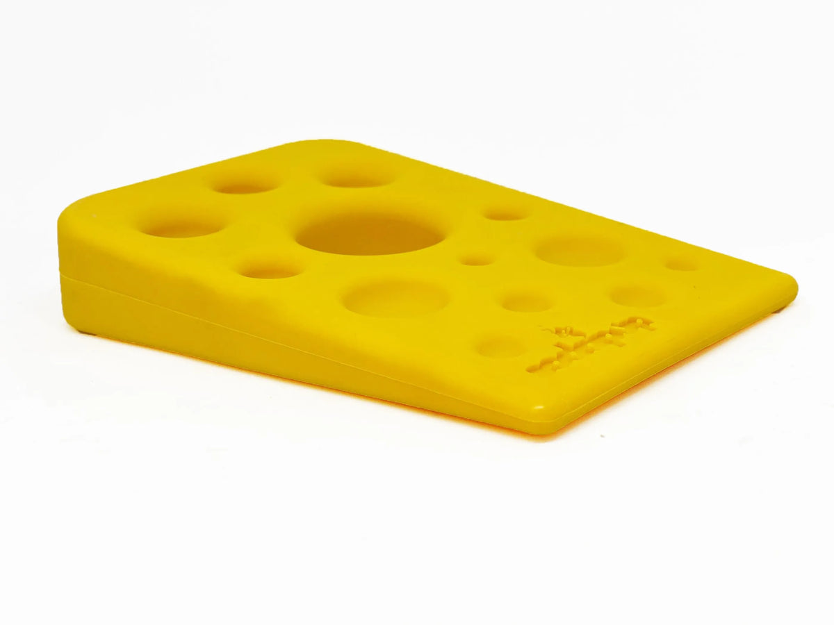 Mordedor de Nylon Forma de Queso Suizo